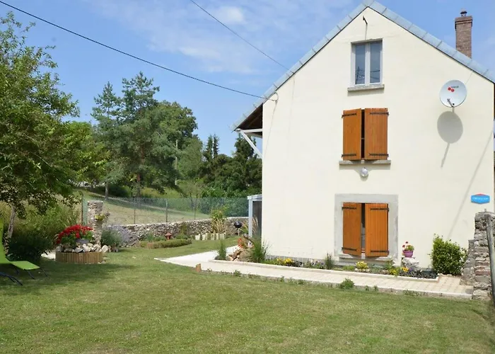 Holiday home Le Du Lavoir En Champagne *