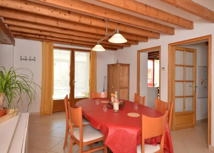 Le Du Lavoir En Champagne