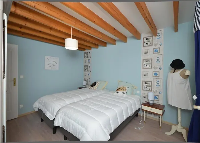 Le Du Lavoir En Champagne * Courthiezy